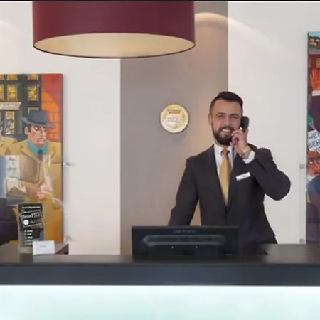 Louis Fitzgerald Hotell