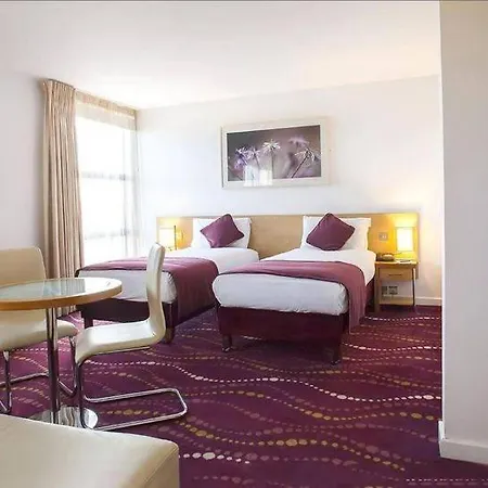 Louis Fitzgerald 4* Clondalkin
