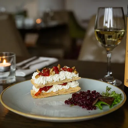 路易菲茨杰拉德酒店 酒店 4*