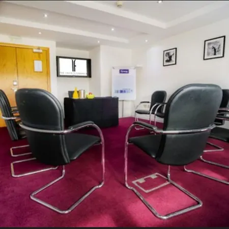 Louis Fitzgerald 4* Clondalkin