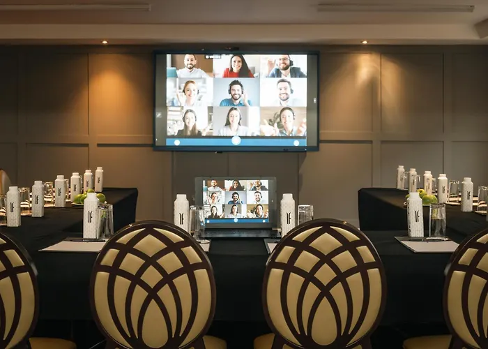 Louis Fitzgerald Hotel