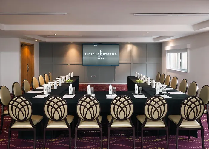 Louis Fitzgerald Otel