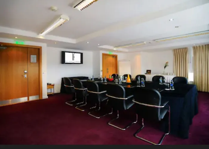 Louis Fitzgerald 4* Clondalkin