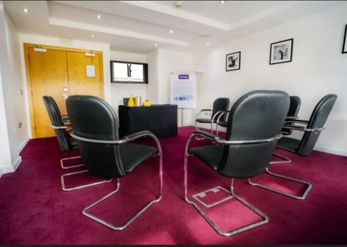 Louis Fitzgerald 4* Clondalkin