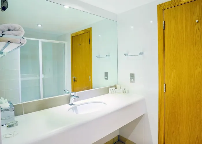 Louis Fitzgerald 4* Clondalkin