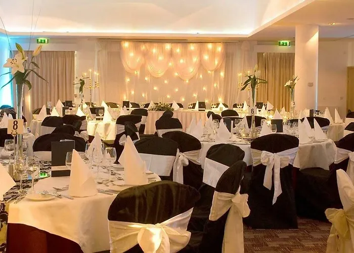 Louis Fitzgerald Otel Clondalkin